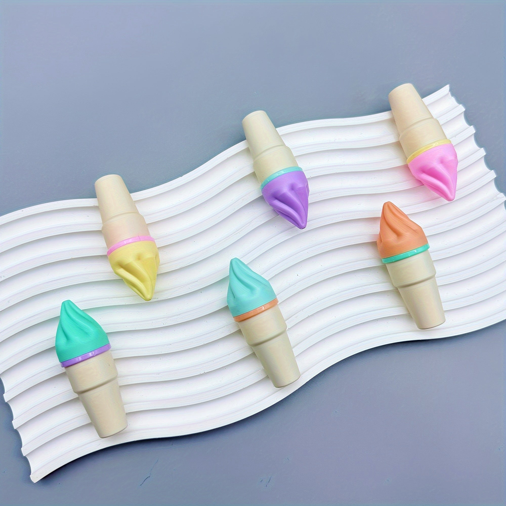 30/60pcs Sweet Cone Highlighter Pens - Vibrant Water-Based Ink Markers, Compact & Portable with Elastic Closure, 5 Assorted Colors for Journaling, Doodling, Note-Taking - School, Office Supplies, Classroom Rewards, Holiday Gi