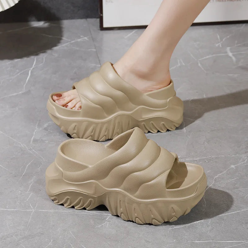 HighTide - New high heel 9 cm platform slipper women summer height increasing shoes girl new chunky sole slides woman wavy pattern slippers