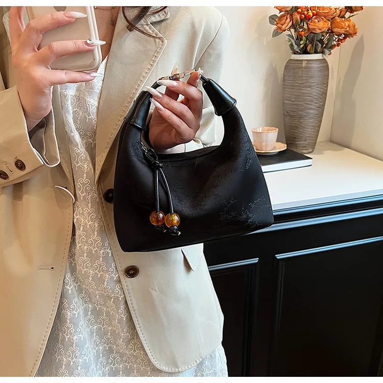 RUNA - 
Fashionable Chinese Embroidery Handbag Brand Versatile Shoulder Bag 2025 New Chinese Style Tote Bag Trend Designer Travel Wallet