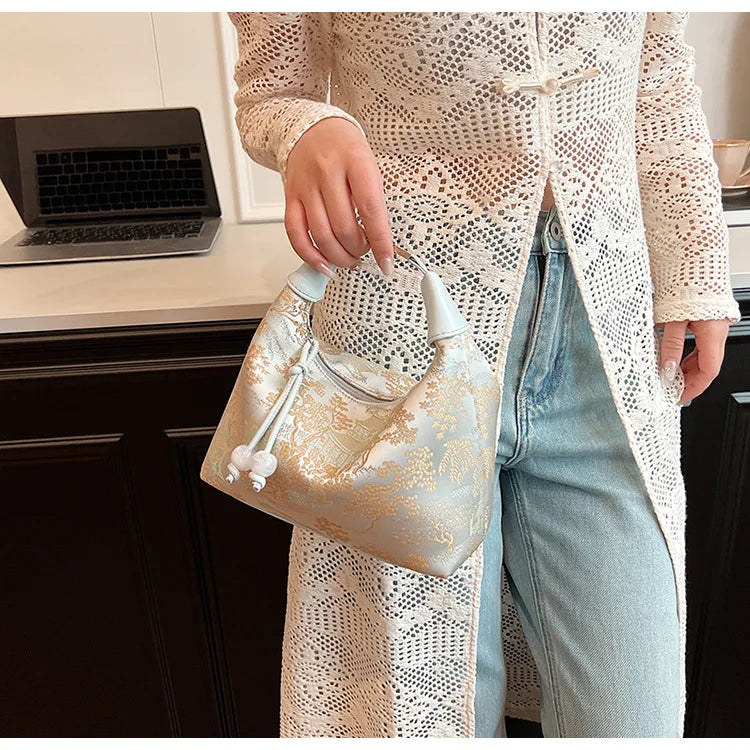 RUNA - 
Fashionable Chinese Embroidery Handbag Brand Versatile Shoulder Bag 2025 New Chinese Style Tote Bag Trend Designer Travel Wallet