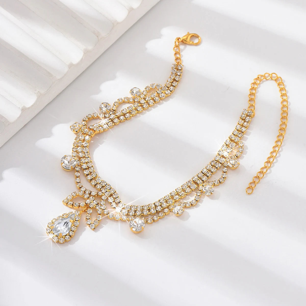 AQUÉA - 
1PC Fashion Ladies' Sparkling Water Drop Pendant Foot Chain Travel Beach Banquet Party Vacation Gift