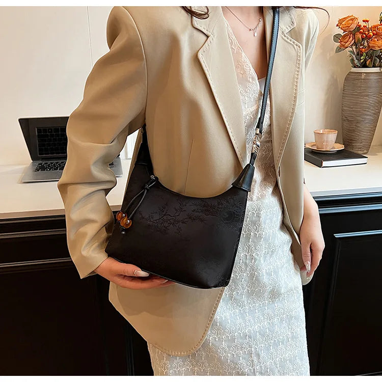 RUNA - 
Fashionable Chinese Embroidery Handbag Brand Versatile Shoulder Bag 2025 New Chinese Style Tote Bag Trend Designer Travel Wallet