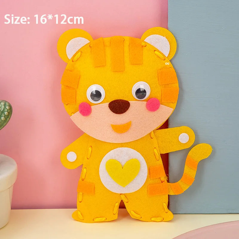 Sewing Kit for Beginner Kids Arts Crafts Cute Cartoon DIY Projects of Stuffed Animal Dolls Pendant Shoulder Bag Threaded Toys