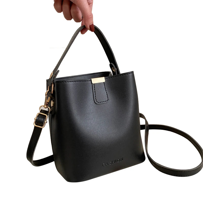 CÉRA - 
Women PU Leather Handbag Casual Tote Bag Lady Messenger Shoulder Bag Brand Design Female Totes Bolsa Black