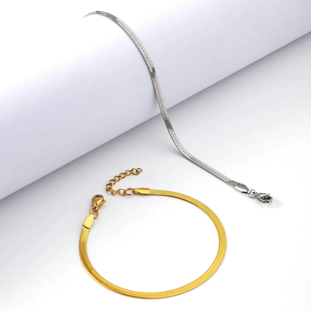 LYSEN - 
Y2k Stainless Steel Anklet Hip Hop Style Metallic Texture Silvery Snake Bone Chain Women Beach Party Shiny Cool New Jewelry