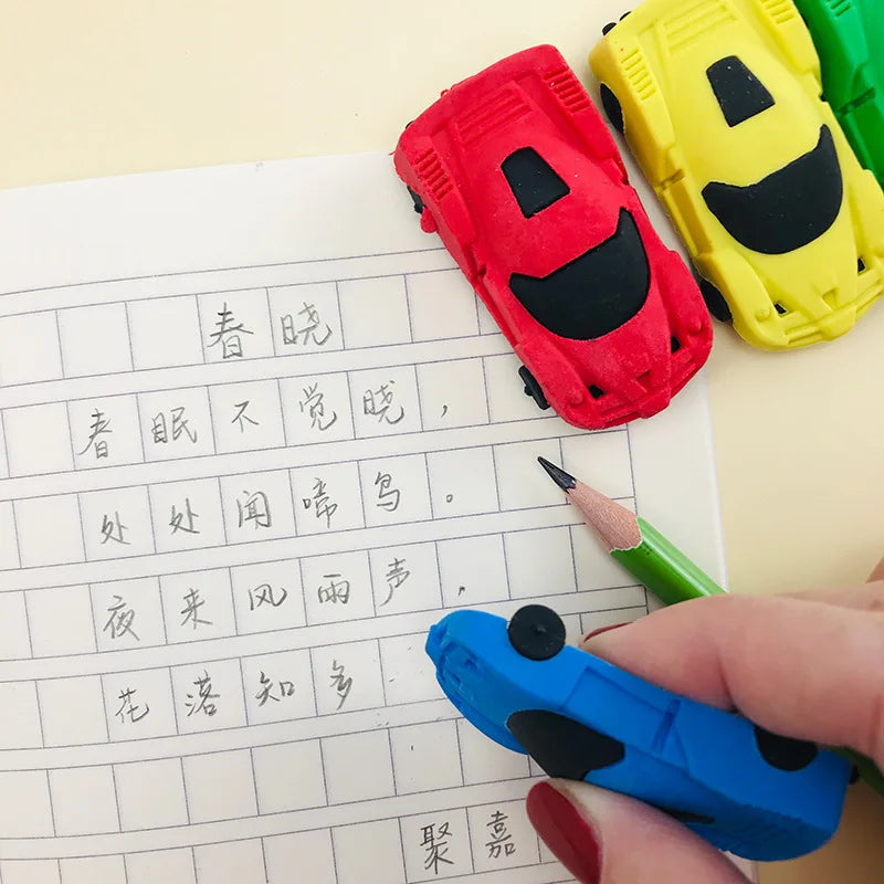 4 Pieces of Random Color Creative Cartoon Car-Shaped Erasers, Detachable and Reassemblable Soft Cleaning Erasers, Suitable for 2B Pencil Writing, a Must-Have for Back-To-School Season
