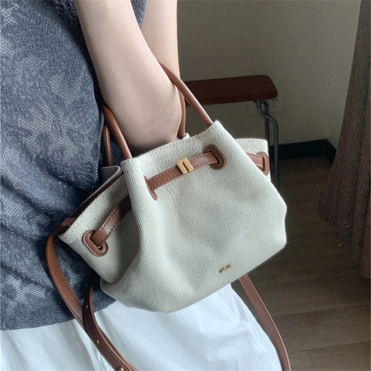 Liora - 

JW PEI 2025New Women's Canvas Brown Crossbody Shoulder Bag Mini Vegan Leather Tote Bag Handbag Dumpling Bag High Quality Leather
