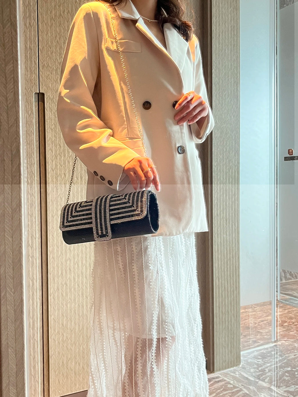 Lunara - 
Factory Direct Sales Stick Diamond Three Discount Dinner Bag Hand Armpit Chain Wedding Party Crystal Evening Clutch Bag