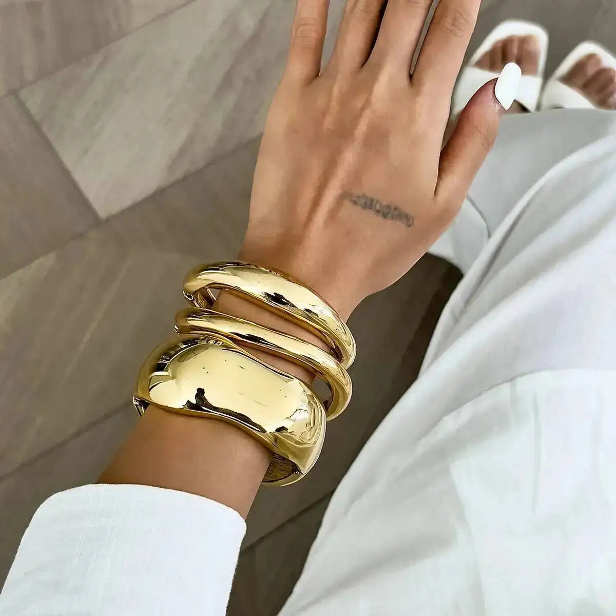 Metalora - Ingemark 3 Styles Punk Metal Spring Wide Bangles Women Hip Hop Gold Color Geometric Arm Bracelets Grunge Jewelry Steampunk Men